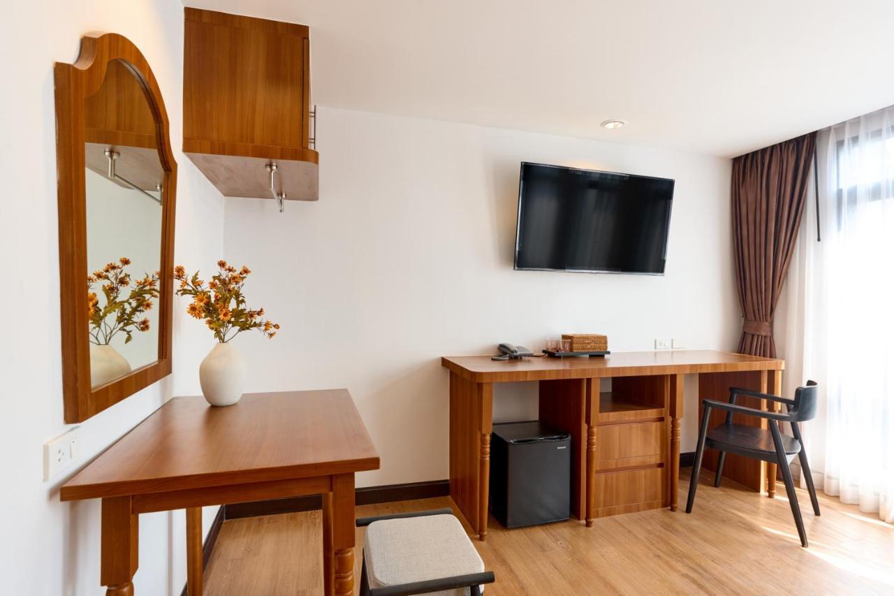 Be Phrasingh Hotel チエンマイ エクステリア 写真